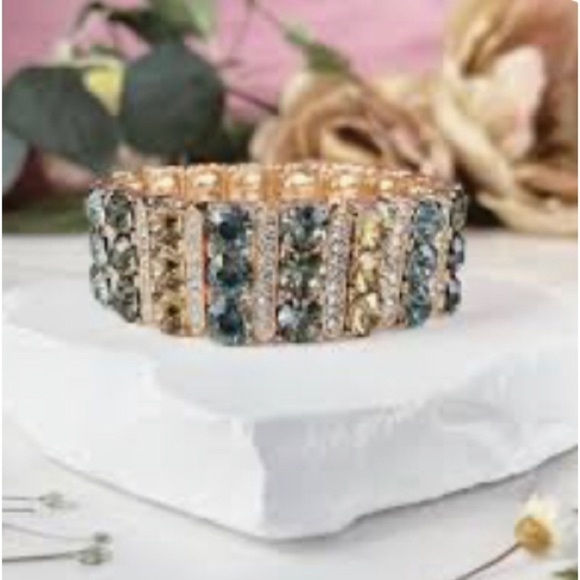 Park Lane Sage Bracelet Antique Gold, Sea Foam & Forest Green, Topaz Crystals - Picture 6 of 12